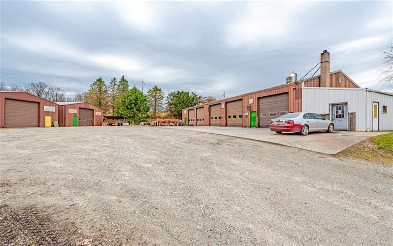 175 Mt Joy Rd, Mt Pleasant, 15666, 3 Bedrooms Bedrooms, ,2 BathroomsBathrooms,Residential,For Sale,Mt Joy Rd,1692187