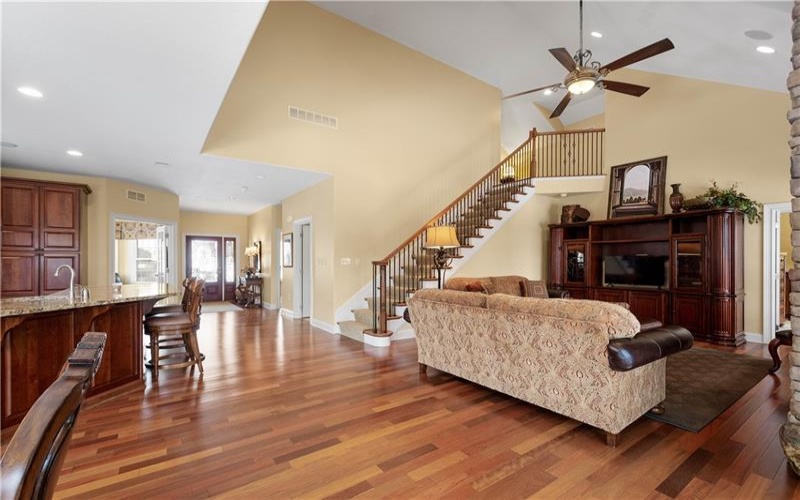219 Fuji Dr, Canonsburg, 15317, 3 Bedrooms Bedrooms, 8 Rooms Rooms,3 BathroomsBathrooms,Residential,For Sale,Fuji Dr,1689382