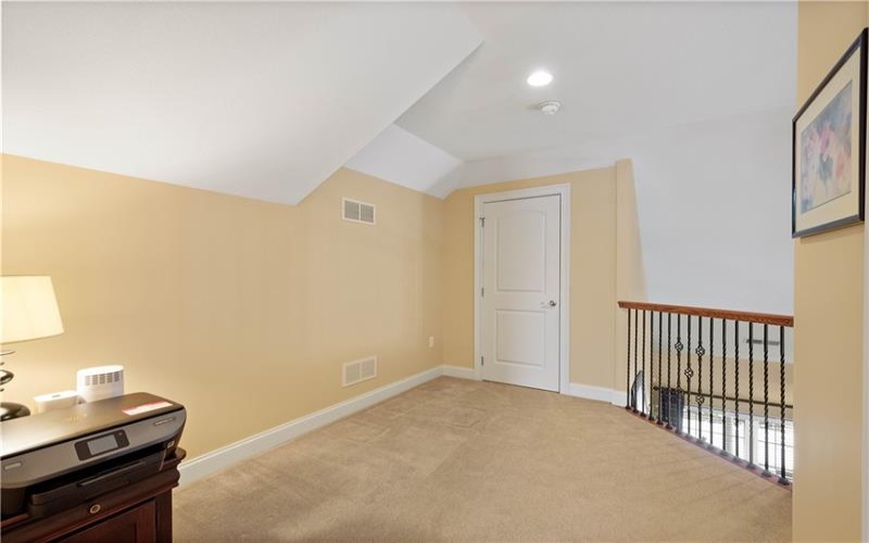 219 Fuji Dr, Canonsburg, 15317, 3 Bedrooms Bedrooms, 8 Rooms Rooms,3 BathroomsBathrooms,Residential,For Sale,Fuji Dr,1689382