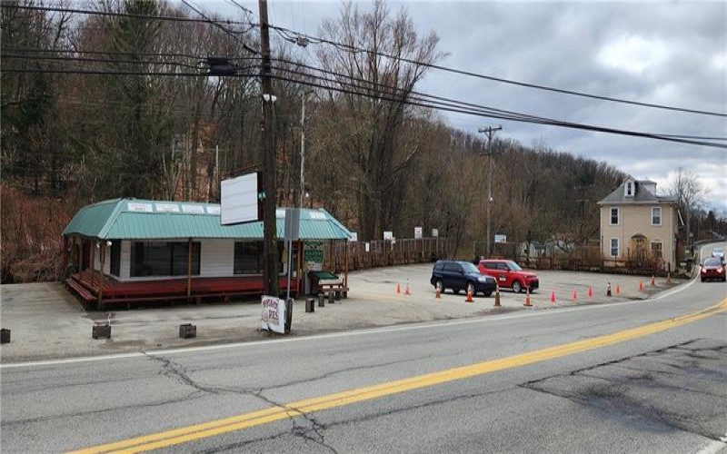 1008 Route 130 Harrison Ave, Jeannette, 15644, ,Commercial-industrial-business,For Sale,Route 130 Harrison Ave,1692242
