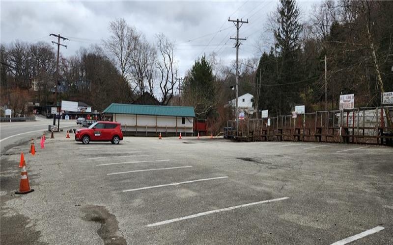 1008 Route 130 Harrison Ave, Jeannette, 15644, ,Commercial-industrial-business,For Sale,Route 130 Harrison Ave,1692242