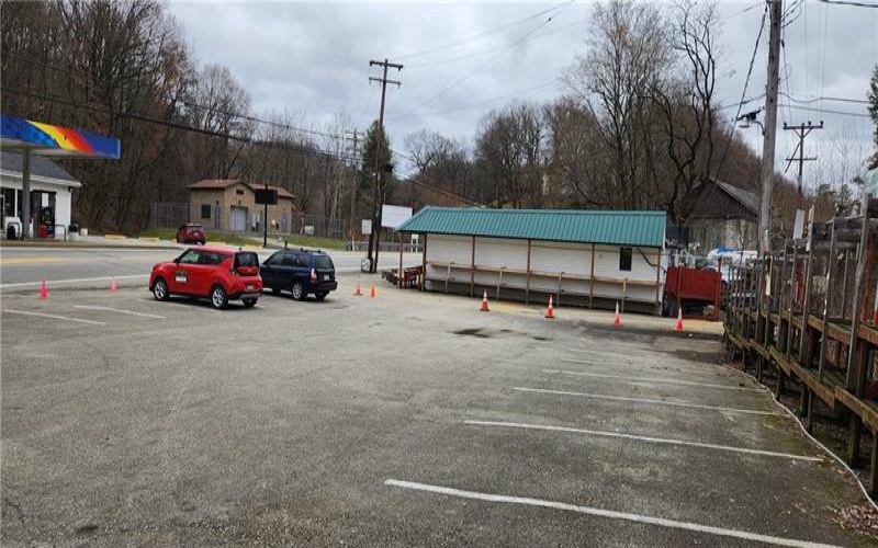 1008 Route 130 Harrison Ave, Jeannette, 15644, ,Commercial-industrial-business,For Sale,Route 130 Harrison Ave,1692242