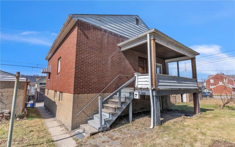1627 Kenneth Avenue, New Kensington, 15068, ,Multi-unit,For Sale,Kenneth Avenue,1692198