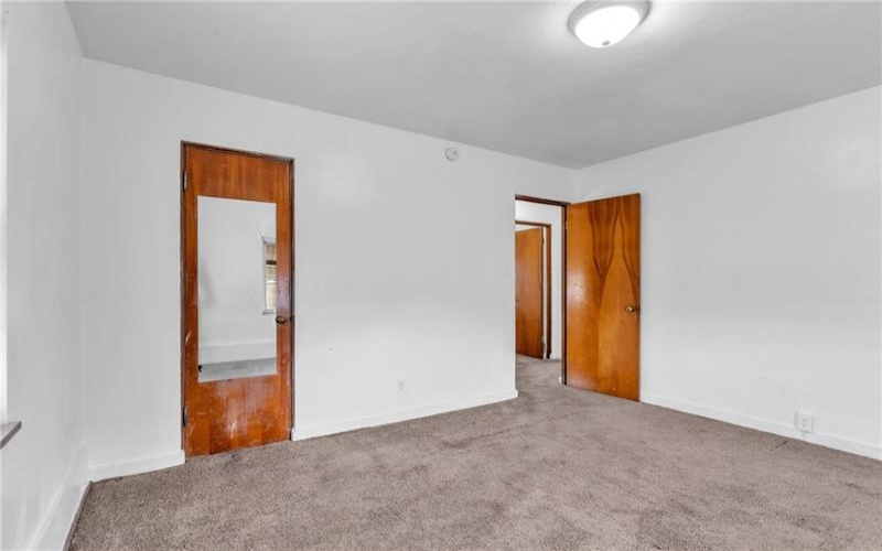 1627 Kenneth Avenue, New Kensington, 15068, ,Multi-unit,For Sale,Kenneth Avenue,1692198