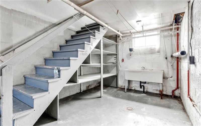 1627 Kenneth Avenue, New Kensington, 15068, ,Multi-unit,For Sale,Kenneth Avenue,1692198