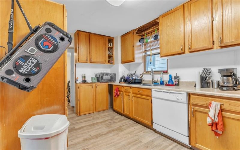 1627 Kenneth Avenue, New Kensington, 15068, ,Multi-unit,For Sale,Kenneth Avenue,1692198