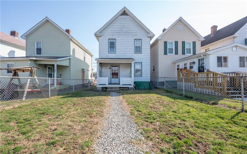 38 2nd Ave, Latrobe, 15650, 3 Bedrooms Bedrooms, ,1 BathroomBathrooms,Residential,For Sale,2nd Ave,1692261