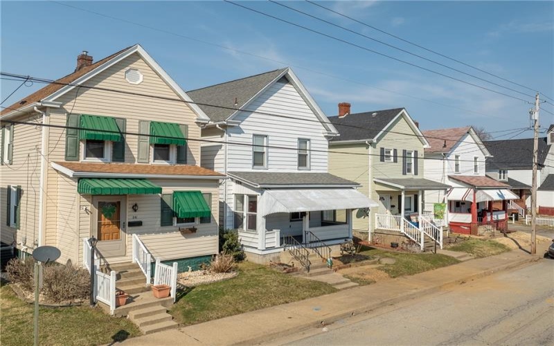 38 2nd Ave, Latrobe, 15650, 3 Bedrooms Bedrooms, ,1 BathroomBathrooms,Residential,For Sale,2nd Ave,1692261