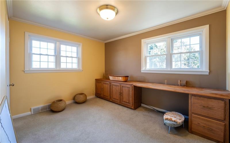 319 1st Ave, Latrobe, 15650, 4 Bedrooms Bedrooms, 9 Rooms Rooms,2 BathroomsBathrooms,Residential,For Sale,1st Ave,1692316