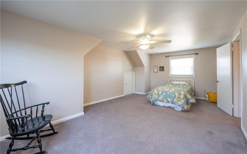 319 1st Ave, Latrobe, 15650, 4 Bedrooms Bedrooms, 9 Rooms Rooms,2 BathroomsBathrooms,Residential,For Sale,1st Ave,1692316