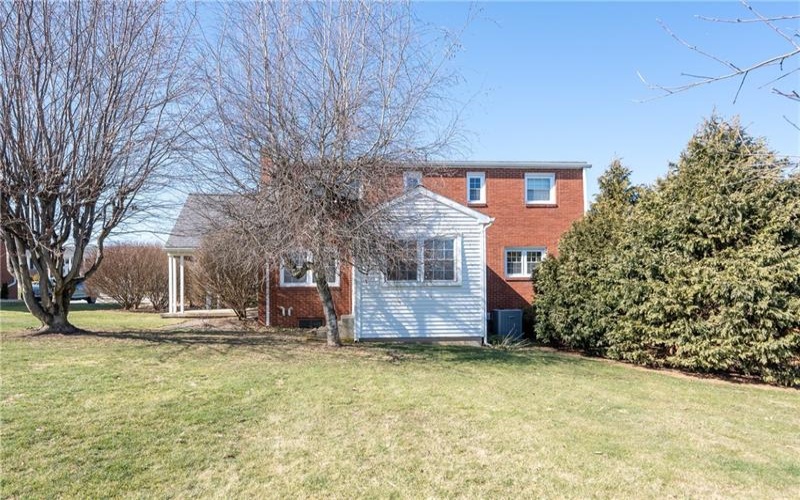 319 1st Ave, Latrobe, 15650, 4 Bedrooms Bedrooms, 9 Rooms Rooms,2 BathroomsBathrooms,Residential,For Sale,1st Ave,1692316