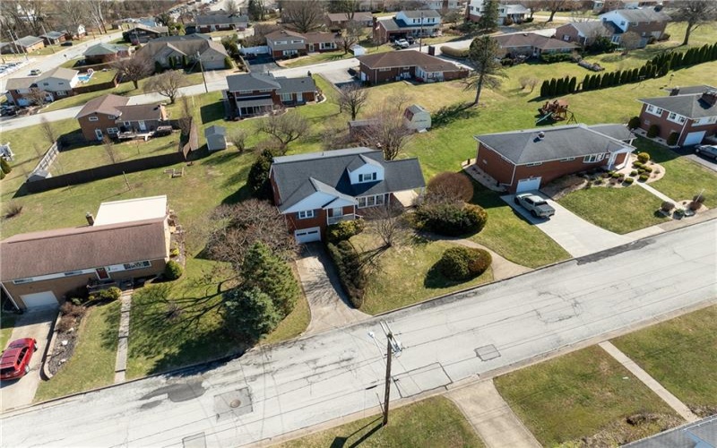 319 1st Ave, Latrobe, 15650, 4 Bedrooms Bedrooms, 9 Rooms Rooms,2 BathroomsBathrooms,Residential,For Sale,1st Ave,1692316