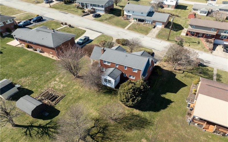 319 1st Ave, Latrobe, 15650, 4 Bedrooms Bedrooms, 9 Rooms Rooms,2 BathroomsBathrooms,Residential,For Sale,1st Ave,1692316