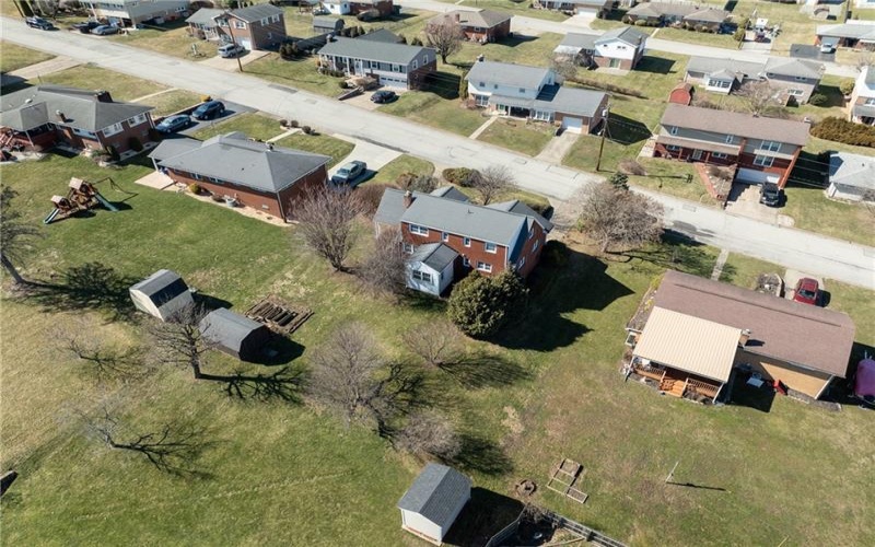 319 1st Ave, Latrobe, 15650, 4 Bedrooms Bedrooms, 9 Rooms Rooms,2 BathroomsBathrooms,Residential,For Sale,1st Ave,1692316
