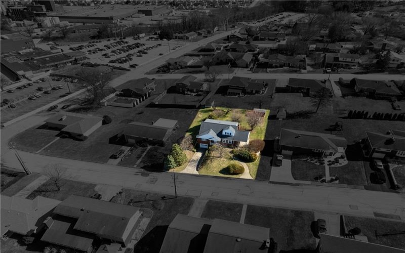 319 1st Ave, Latrobe, 15650, 4 Bedrooms Bedrooms, 9 Rooms Rooms,2 BathroomsBathrooms,Residential,For Sale,1st Ave,1692316