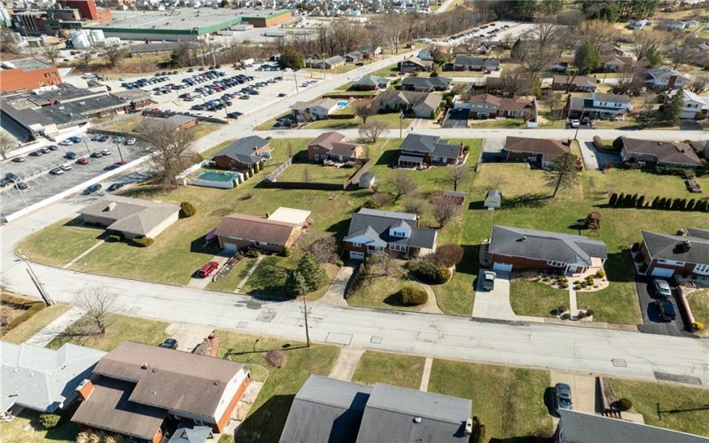 319 1st Ave, Latrobe, 15650, 4 Bedrooms Bedrooms, 9 Rooms Rooms,2 BathroomsBathrooms,Residential,For Sale,1st Ave,1692316