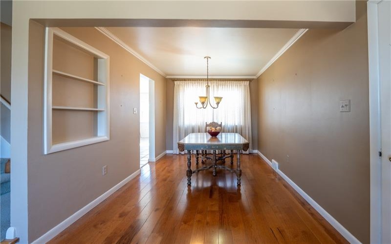 319 1st Ave, Latrobe, 15650, 4 Bedrooms Bedrooms, 9 Rooms Rooms,2 BathroomsBathrooms,Residential,For Sale,1st Ave,1692316