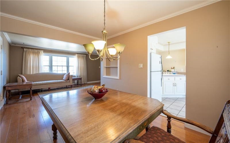 319 1st Ave, Latrobe, 15650, 4 Bedrooms Bedrooms, 9 Rooms Rooms,2 BathroomsBathrooms,Residential,For Sale,1st Ave,1692316