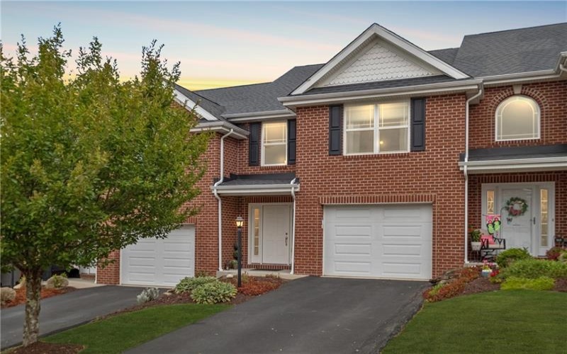 115 Anderson Station, Venetia, 15367, 3 Bedrooms Bedrooms, 8 Rooms Rooms,2.1 BathroomsBathrooms,Residential,For Sale,Anderson Station,1692399