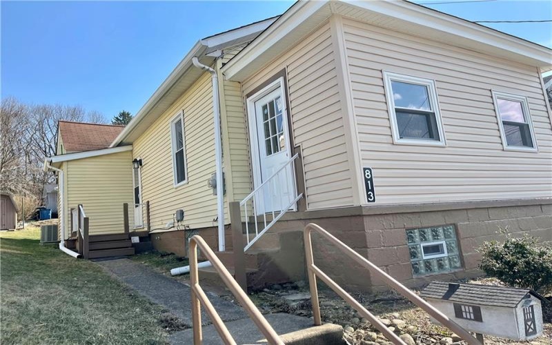 813 Forest St, Latrobe, 15650, 2 Bedrooms Bedrooms, 5 Rooms Rooms,1 BathroomBathrooms,Residential,For Sale,Forest St,1692419