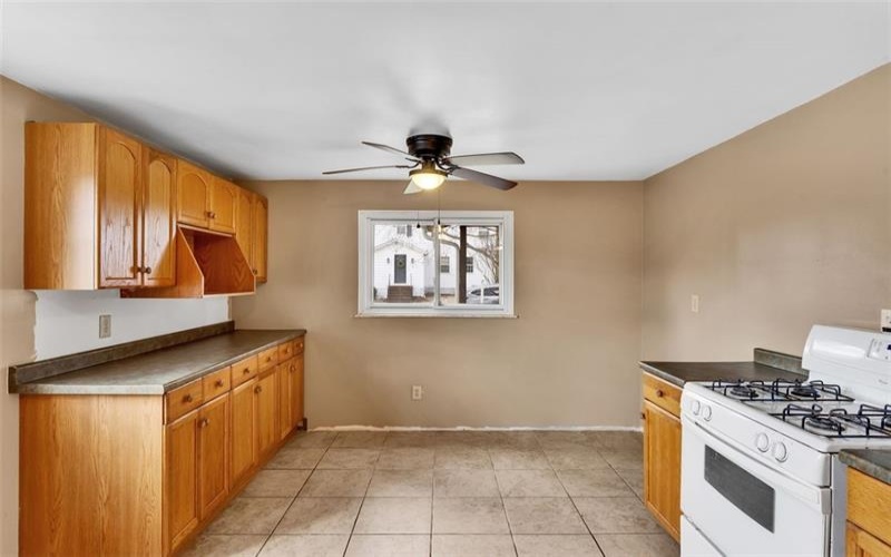 121 Beatty St, Apollo, 15613, 4 Bedrooms Bedrooms, 7 Rooms Rooms,1 BathroomBathrooms,Residential,For Sale,Beatty St,1691629