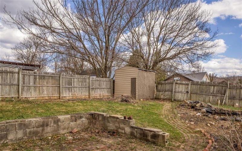 121 Beatty St, Apollo, 15613, 4 Bedrooms Bedrooms, 7 Rooms Rooms,1 BathroomBathrooms,Residential,For Sale,Beatty St,1691629