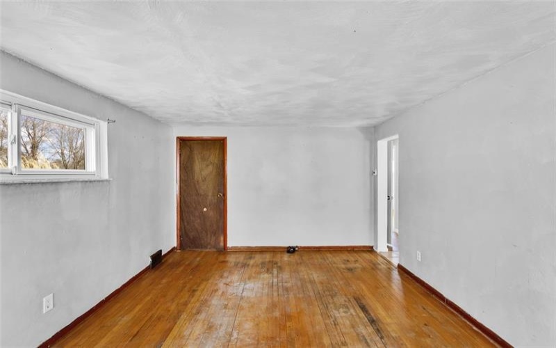 121 Beatty St, Apollo, 15613, 4 Bedrooms Bedrooms, 7 Rooms Rooms,1 BathroomBathrooms,Residential,For Sale,Beatty St,1691629