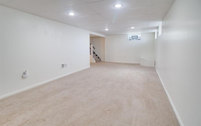2141 The Cir, Washington, 15301, 3 Bedrooms Bedrooms, 6 Rooms Rooms,2 BathroomsBathrooms,Residential,For Sale,The Cir,1692309