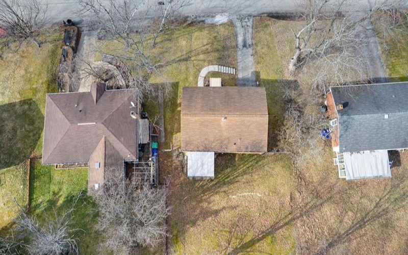 2141 The Cir, Washington, 15301, 3 Bedrooms Bedrooms, 6 Rooms Rooms,2 BathroomsBathrooms,Residential,For Sale,The Cir,1692309