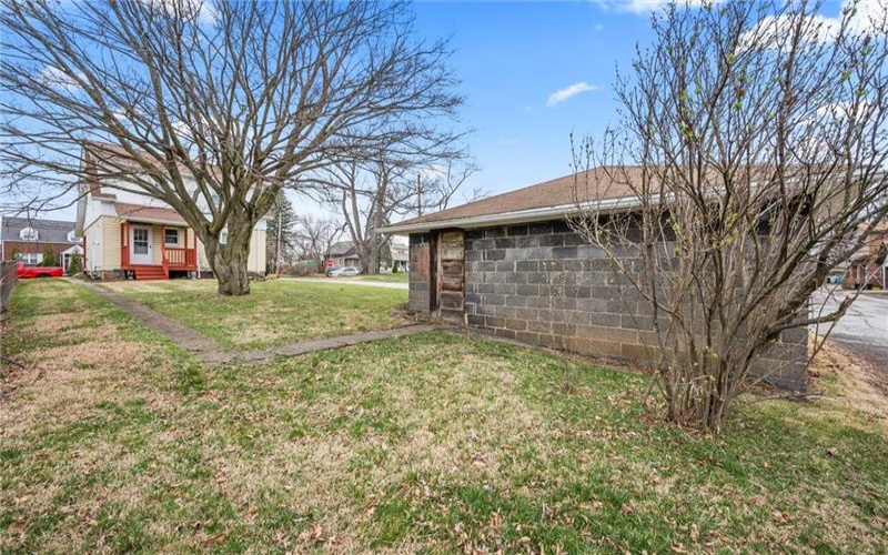 342 Vernon Street, New Kensington, 15068, 3 Bedrooms Bedrooms, 6 Rooms Rooms,1 BathroomBathrooms,Residential,For Sale,Vernon Street,1692322