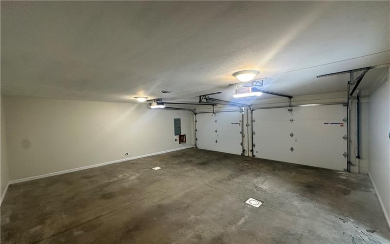 107 Fairway Landings Drive, Canonsburg, 15317, 2 Bedrooms Bedrooms, ,2.2 BathroomsBathrooms,Lease,For Sale,Fairway Landings Drive,1692332