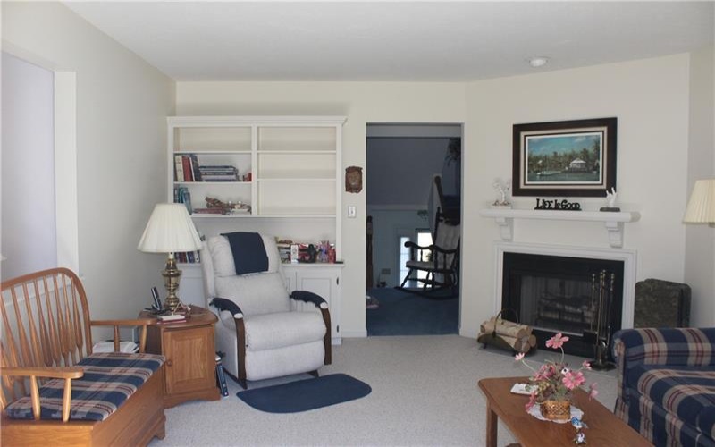 303 Apple Blossom Ct, Delmont, 15626, 3 Bedrooms Bedrooms, 9 Rooms Rooms,2.1 BathroomsBathrooms,Residential,For Sale,Apple Blossom Ct,1692505