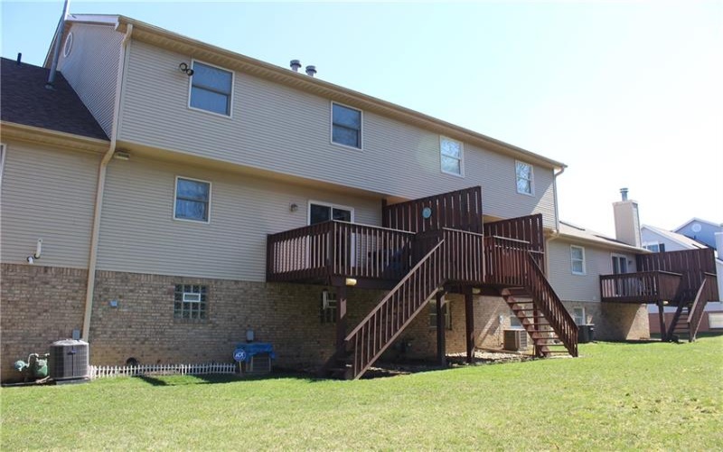303 Apple Blossom Ct, Delmont, 15626, 3 Bedrooms Bedrooms, 9 Rooms Rooms,2.1 BathroomsBathrooms,Residential,For Sale,Apple Blossom Ct,1692505