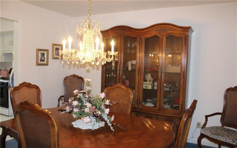 303 Apple Blossom Ct, Delmont, 15626, 3 Bedrooms Bedrooms, 9 Rooms Rooms,2.1 BathroomsBathrooms,Residential,For Sale,Apple Blossom Ct,1692505