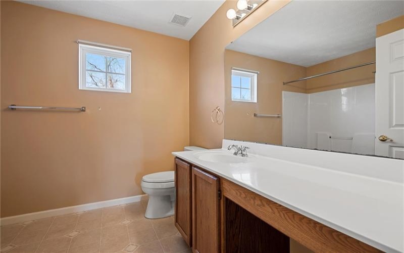 115 TARTAN DRIVE, Greensburg, 15601, 5 Bedrooms Bedrooms, 12 Rooms Rooms,3.2 BathroomsBathrooms,Residential,For Sale,TARTAN DRIVE,1692567