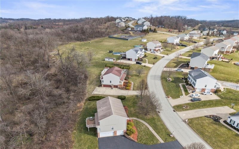 115 TARTAN DRIVE, Greensburg, 15601, 5 Bedrooms Bedrooms, 12 Rooms Rooms,3.2 BathroomsBathrooms,Residential,For Sale,TARTAN DRIVE,1692567