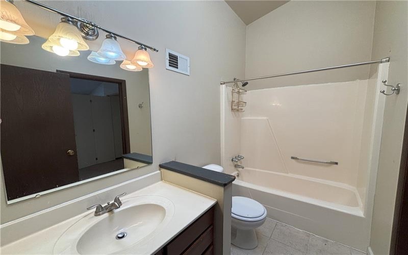 3861 Franklintowne ct, Murrysville, 15668, 2 Bedrooms Bedrooms, ,1.1 BathroomsBathrooms,Lease,For Sale,Franklintowne ct,1692611