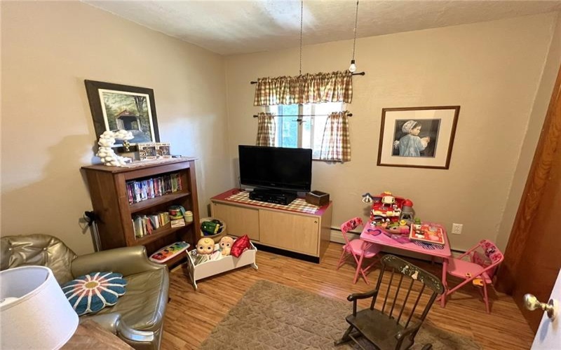 205 Ericas Lane, Laughlintown, 15655, 4 Bedrooms Bedrooms, 9 Rooms Rooms,1 BathroomBathrooms,Residential,For Sale,Ericas Lane,1692210