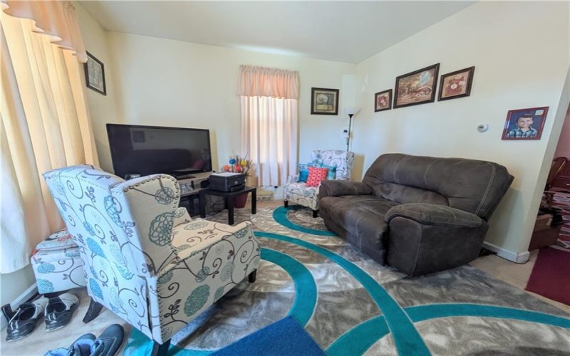 716 George St, Scottdale, 15683, 2 Bedrooms Bedrooms, 5 Rooms Rooms,1 BathroomBathrooms,Residential,For Sale,George St,1692727