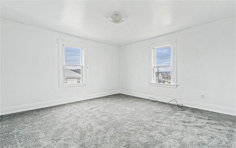 536 CONRAD AVE, CHARLEROI, 15022, ,Multi-unit,For Sale,CONRAD AVE,1691708