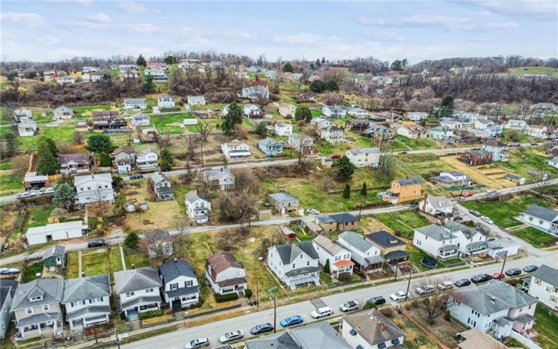 536 CONRAD AVE, CHARLEROI, 15022, ,Multi-unit,For Sale,CONRAD AVE,1691708