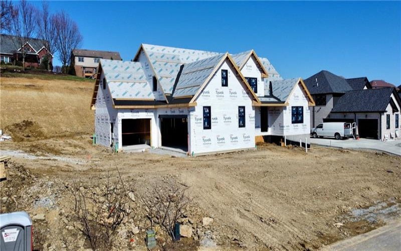 1037 Skyline Dr, Canonsburg, 15317, 4 Bedrooms Bedrooms, ,3.1 BathroomsBathrooms,Residential,For Sale,Skyline Dr,1692731