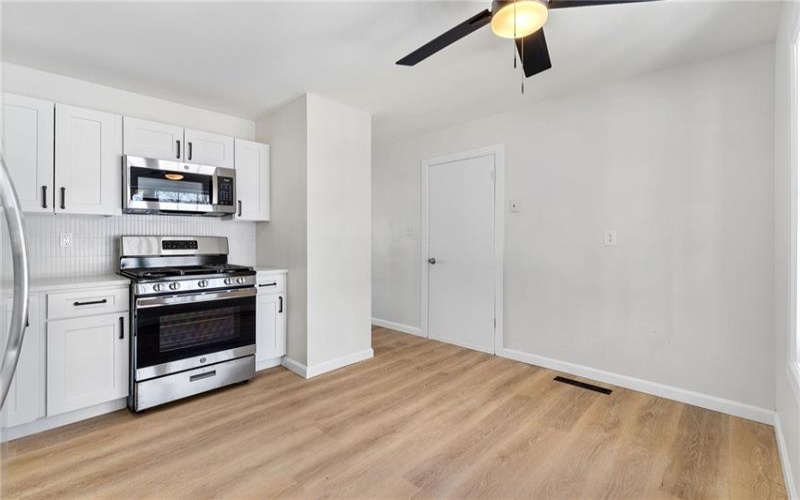 529 New Market Dr, Greensburg, 15601, 3 Bedrooms Bedrooms, ,1 BathroomBathrooms,Residential,For Sale,New Market Dr,1692735