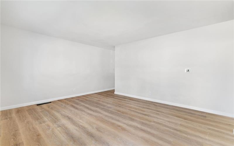 529 New Market Dr, Greensburg, 15601, 3 Bedrooms Bedrooms, ,1 BathroomBathrooms,Residential,For Sale,New Market Dr,1692735