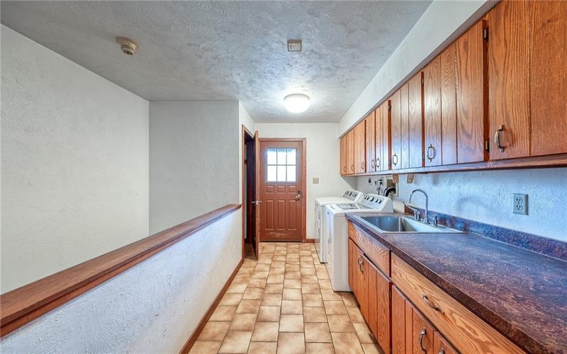 3121 Treeline Dr, Murrysville, 15668, 4 Bedrooms Bedrooms, 11 Rooms Rooms,2.1 BathroomsBathrooms,Residential,For Sale,Treeline Dr,1692787