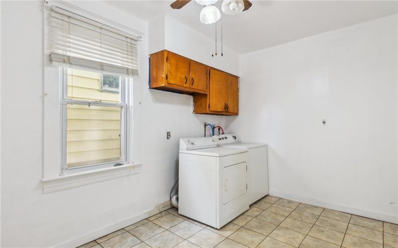 508 Isabella Ave, Charleroi, 15022, 3 Bedrooms Bedrooms, ,1 BathroomBathrooms,Residential,For Sale,Isabella Ave,1692820