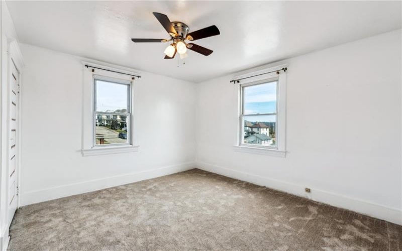 508 Isabella Ave, Charleroi, 15022, 3 Bedrooms Bedrooms, ,1 BathroomBathrooms,Residential,For Sale,Isabella Ave,1692820