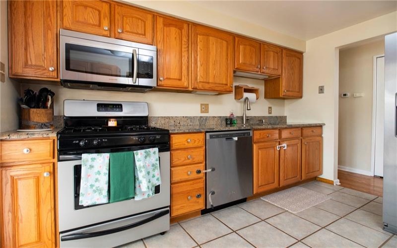 1324 Swede Hill Rd, Greensburg, 15601, 3 Bedrooms Bedrooms, 10 Rooms Rooms,2.1 BathroomsBathrooms,Residential,For Sale,Swede Hill Rd,1692861