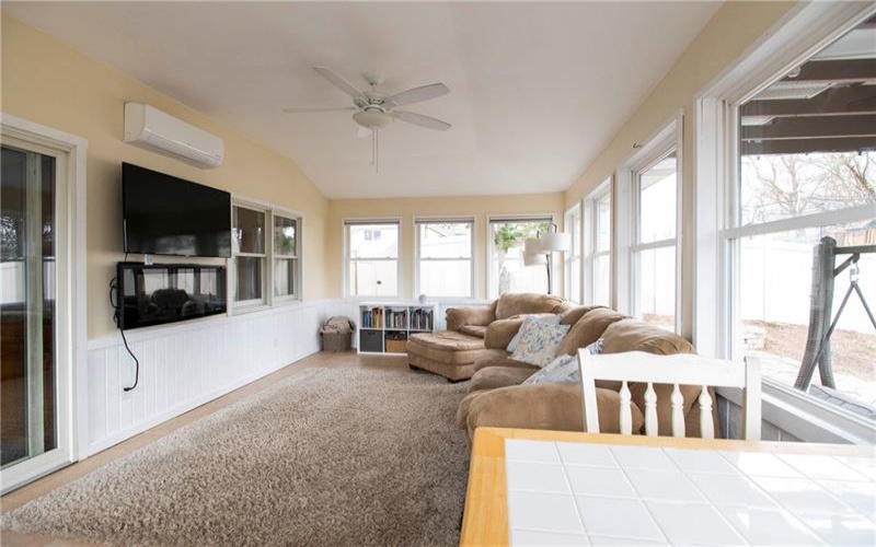 1324 Swede Hill Rd, Greensburg, 15601, 3 Bedrooms Bedrooms, 10 Rooms Rooms,2.1 BathroomsBathrooms,Residential,For Sale,Swede Hill Rd,1692861