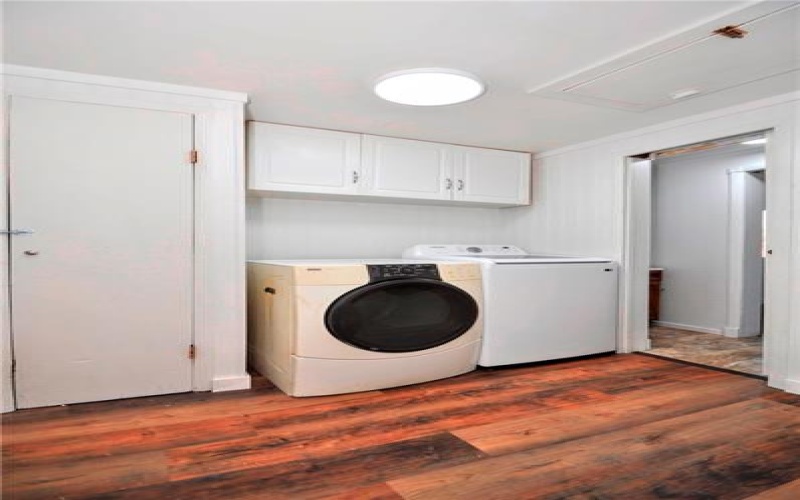 1082 Frye Rd, Jeannette, 15644, 3 Bedrooms Bedrooms, 5 Rooms Rooms,2.1 BathroomsBathrooms,Residential,For Sale,Frye Rd,1692881